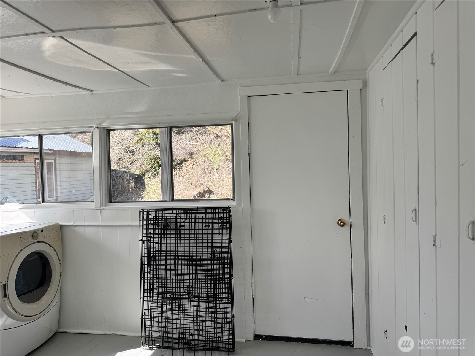 61 North Kean Street Republic, WA 99166 - Photo 22 of 34 a view of washer and dryer
