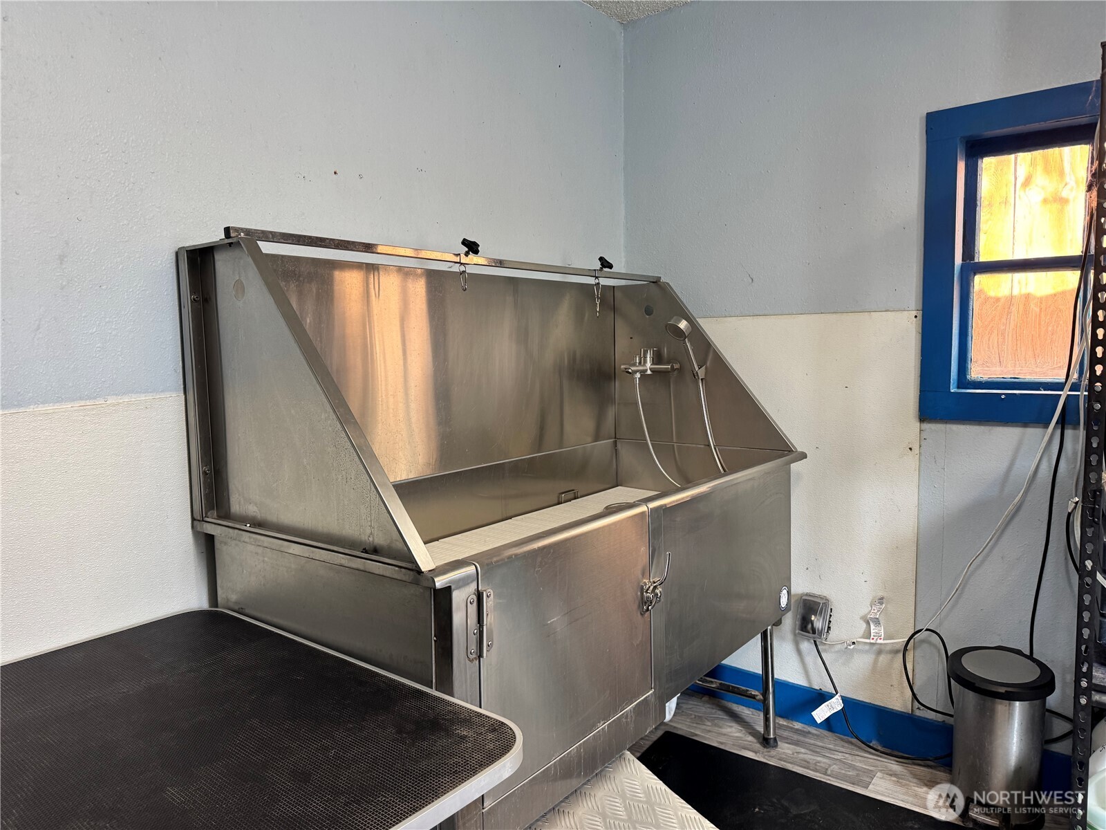 61 North Kean Street Republic, WA 99166 - Photo 24 of 34 a view of entryway