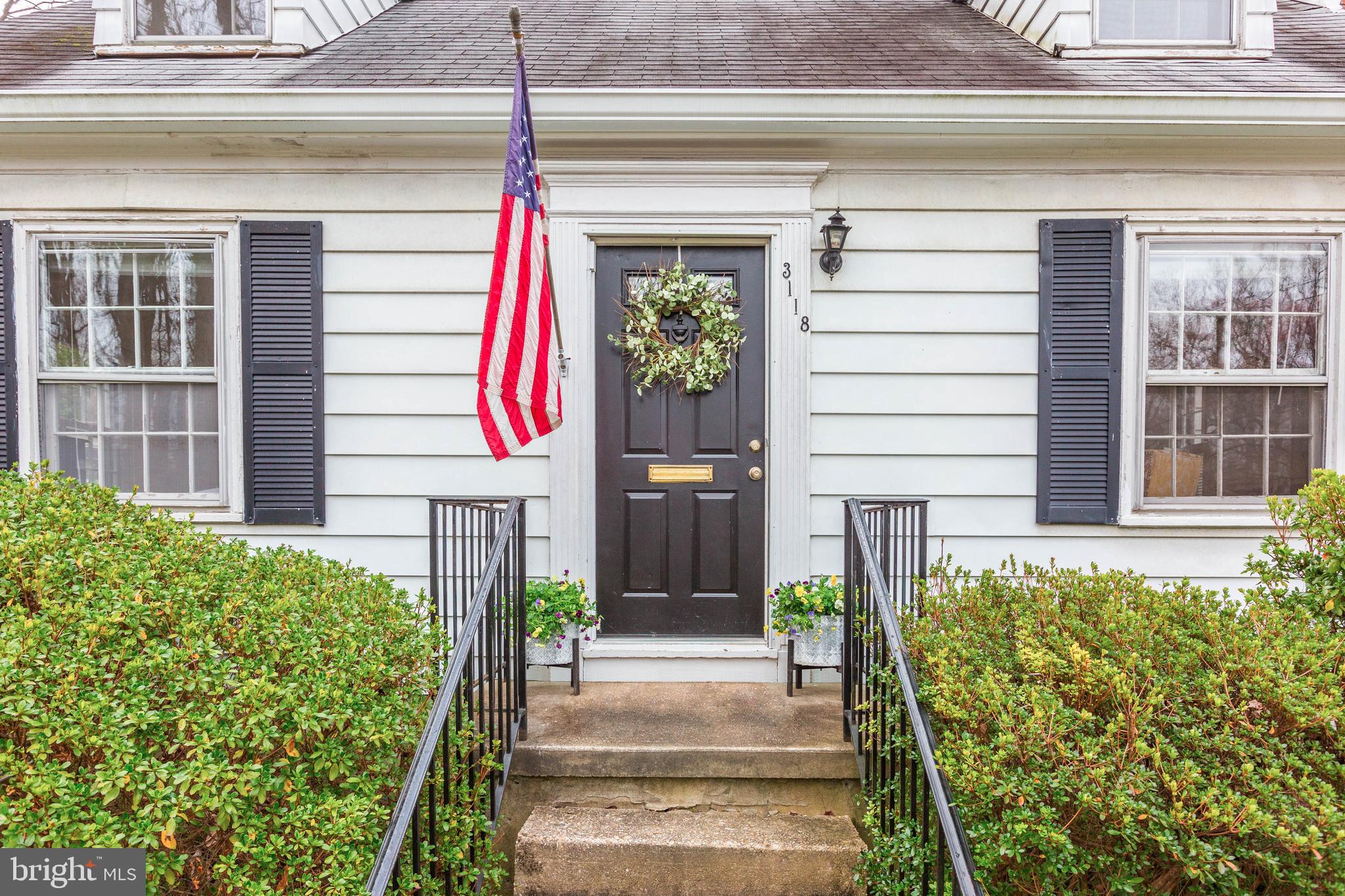 3118 Fayette Road Kensington, MD 20895 - Photo 3 of 35 Inviting front porch.