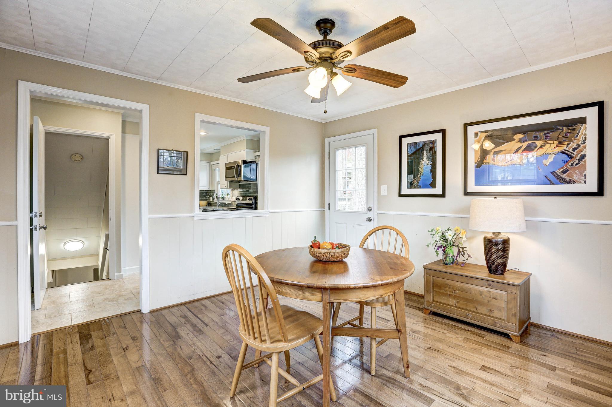 3118 Fayette Road Kensington, MD 20895 - Photo 8 of 35 Dining room w/view into the kitchen.