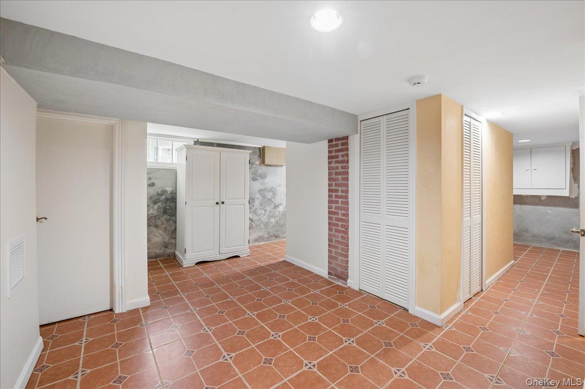 52-54 Orchard Ridge Road Chappaqua, NY 10514 - Photo 33 of 49