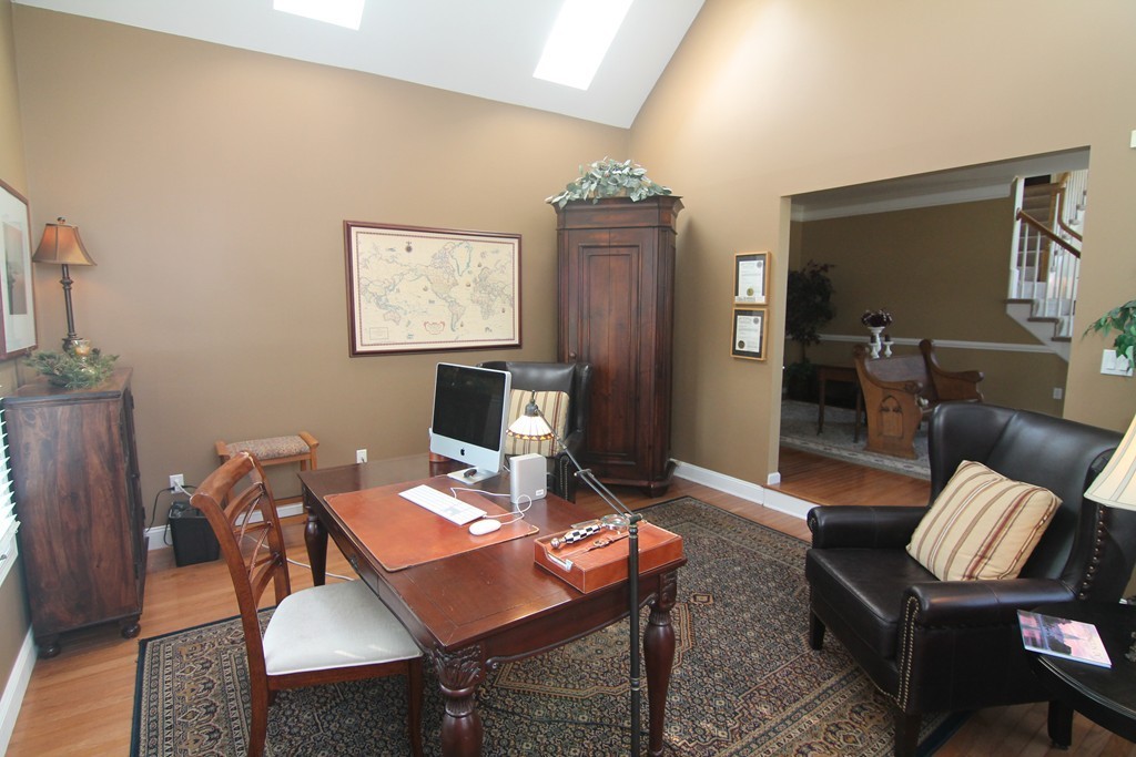 22 Keyes House Road Shrewsbury, MA 01545 - Photo 11 of 27 Gallery Image 11