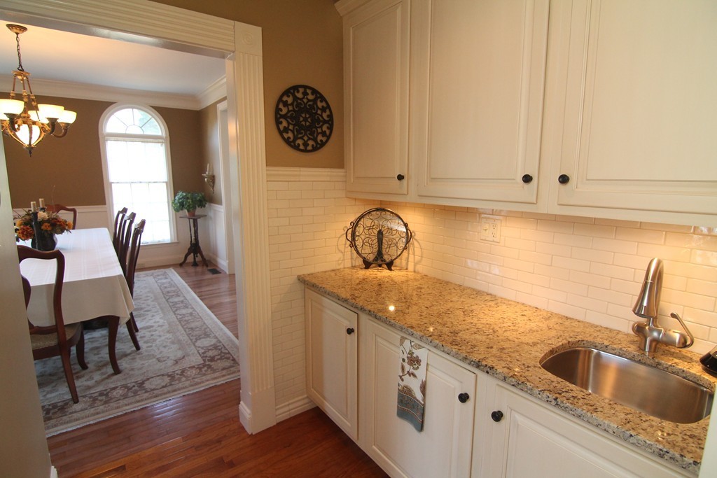 22 Keyes House Road Shrewsbury, MA 01545 - Photo 5 of 27 Gallery Image 5