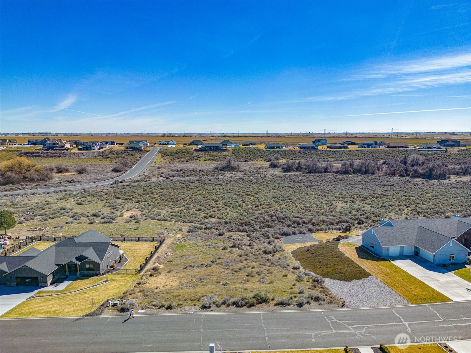 7382 Dune Lake Road Southeast Moses Lake, WA 98837 - Photo 4 of 13 a view of a ocean with beach