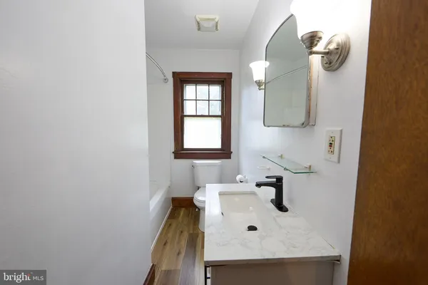 $2,300 | 53 West Knowlton Road, Media, PA 19063