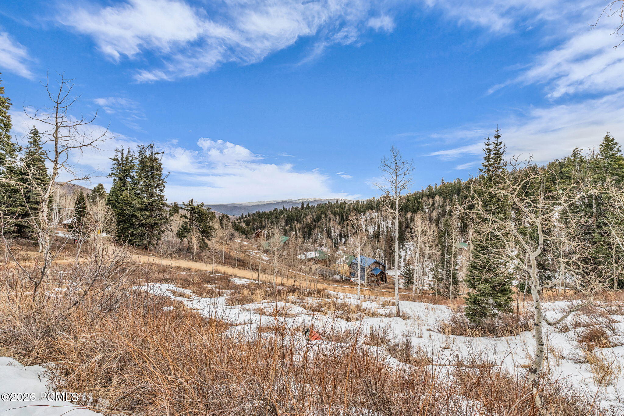 1365 Navajo Road Coalville, UT 84017 - Photo 4 of 37