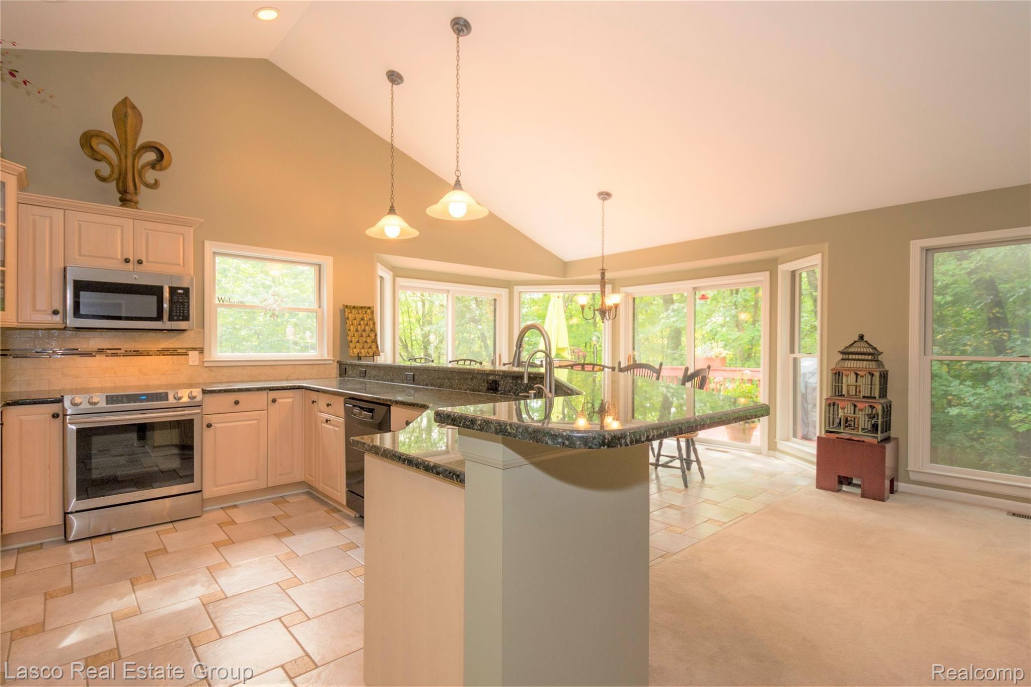 5595 Bullard Road Fenton, MI 48430 - Photo 13 of 27 DSC_07631.jpg