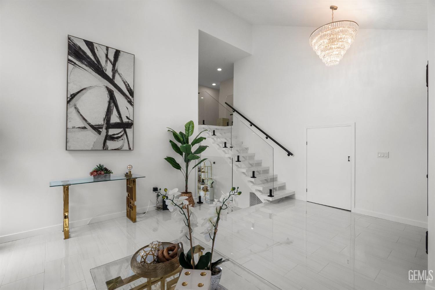 Undisclosed Address Sun Valley, CA 91352 - Photo 28 of 44 a view of entryway with livingroom