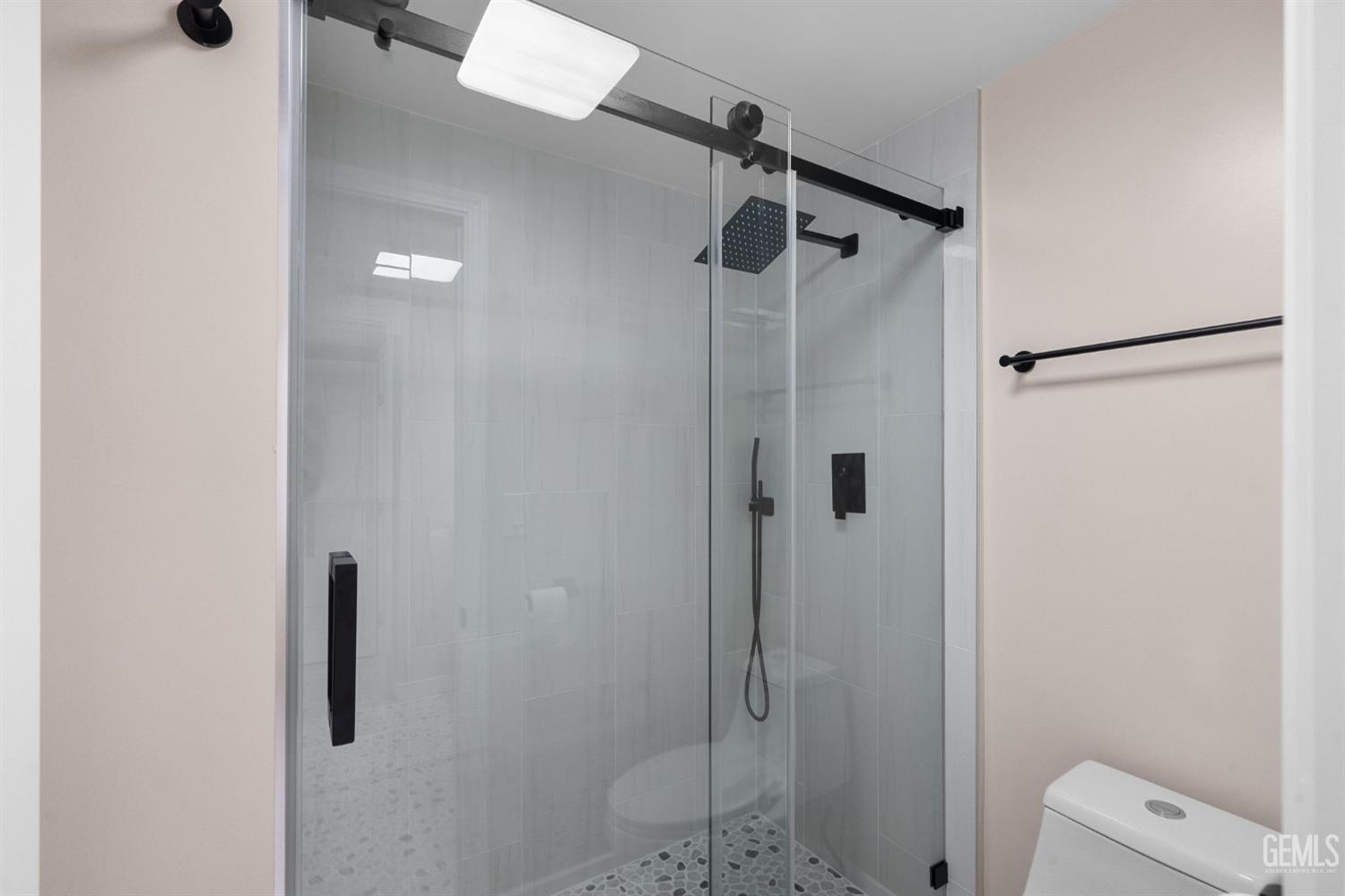 Undisclosed Address Sun Valley, CA 91352 - Photo 40 of 44 a bathroom with a shower