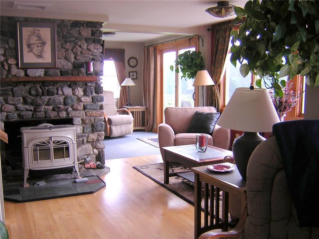 77 York Road Vinalhaven, ME 04863 - Photo 10 of 44 Photo