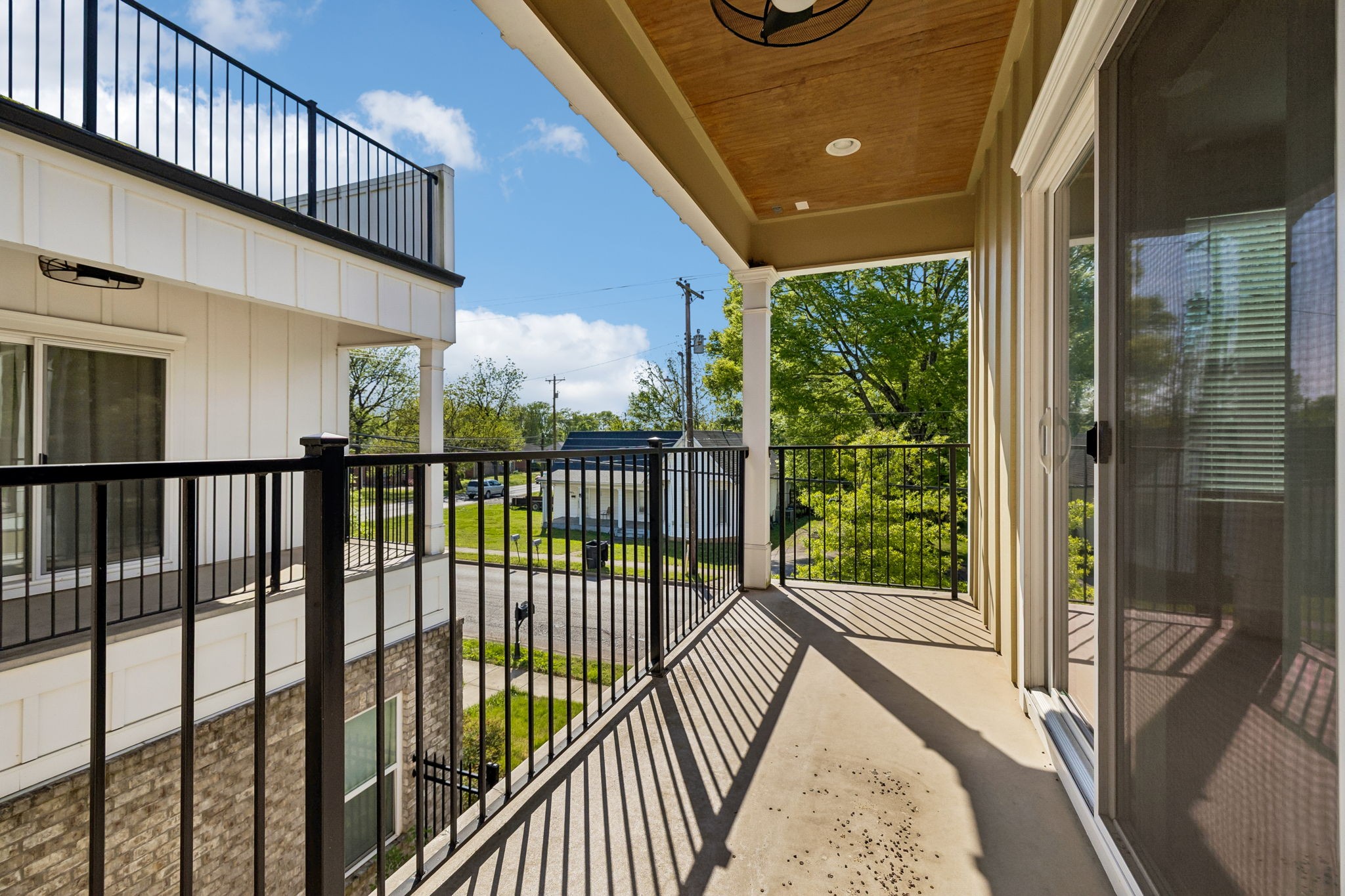904 North Maple Street Murfreesboro, TN 37130 - Photo 27 of 34 a view of a balcony