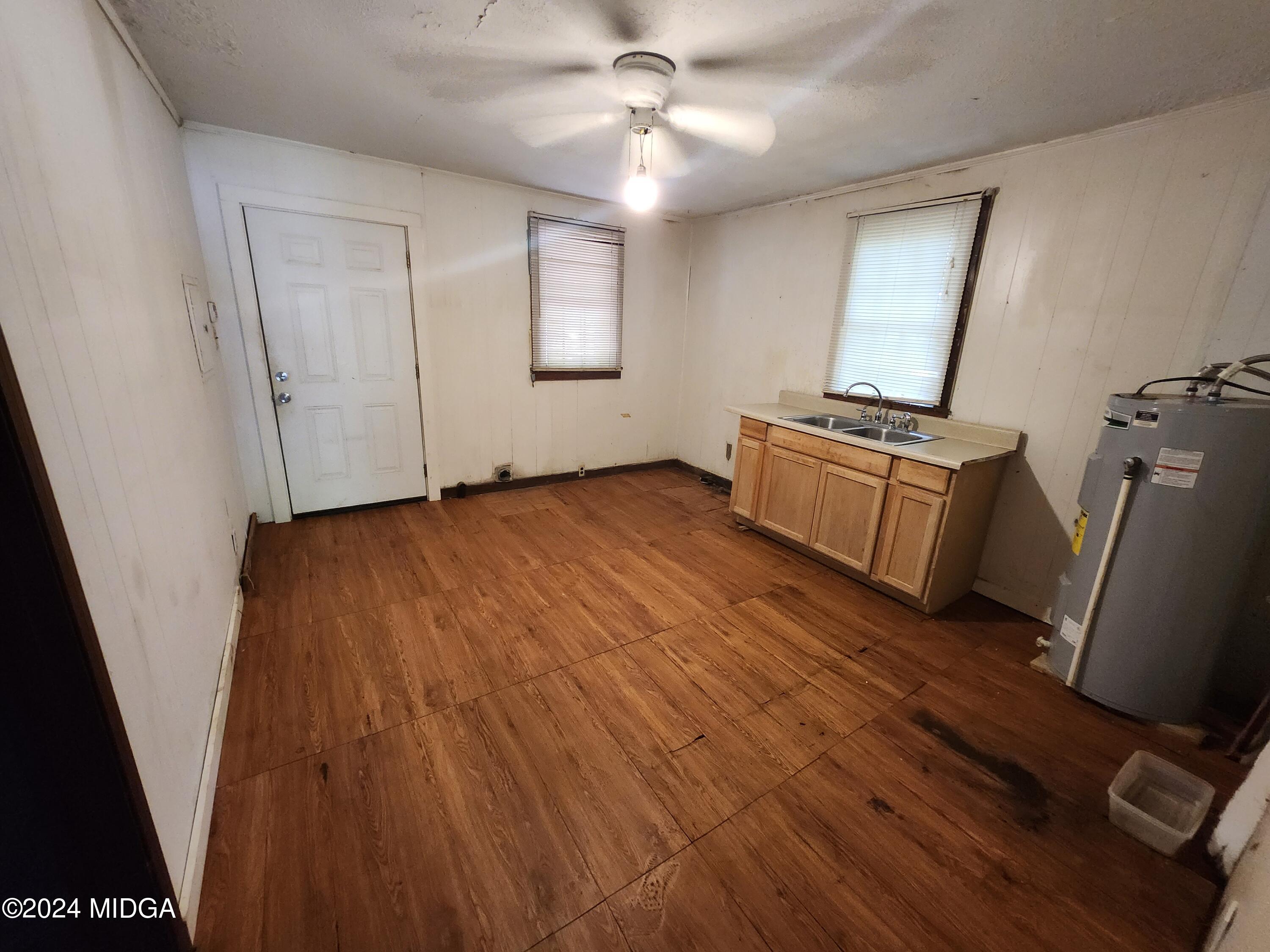4370 Jeffersonville Road Macon, GA 31217 - Photo 4 of 16 20240802_110617