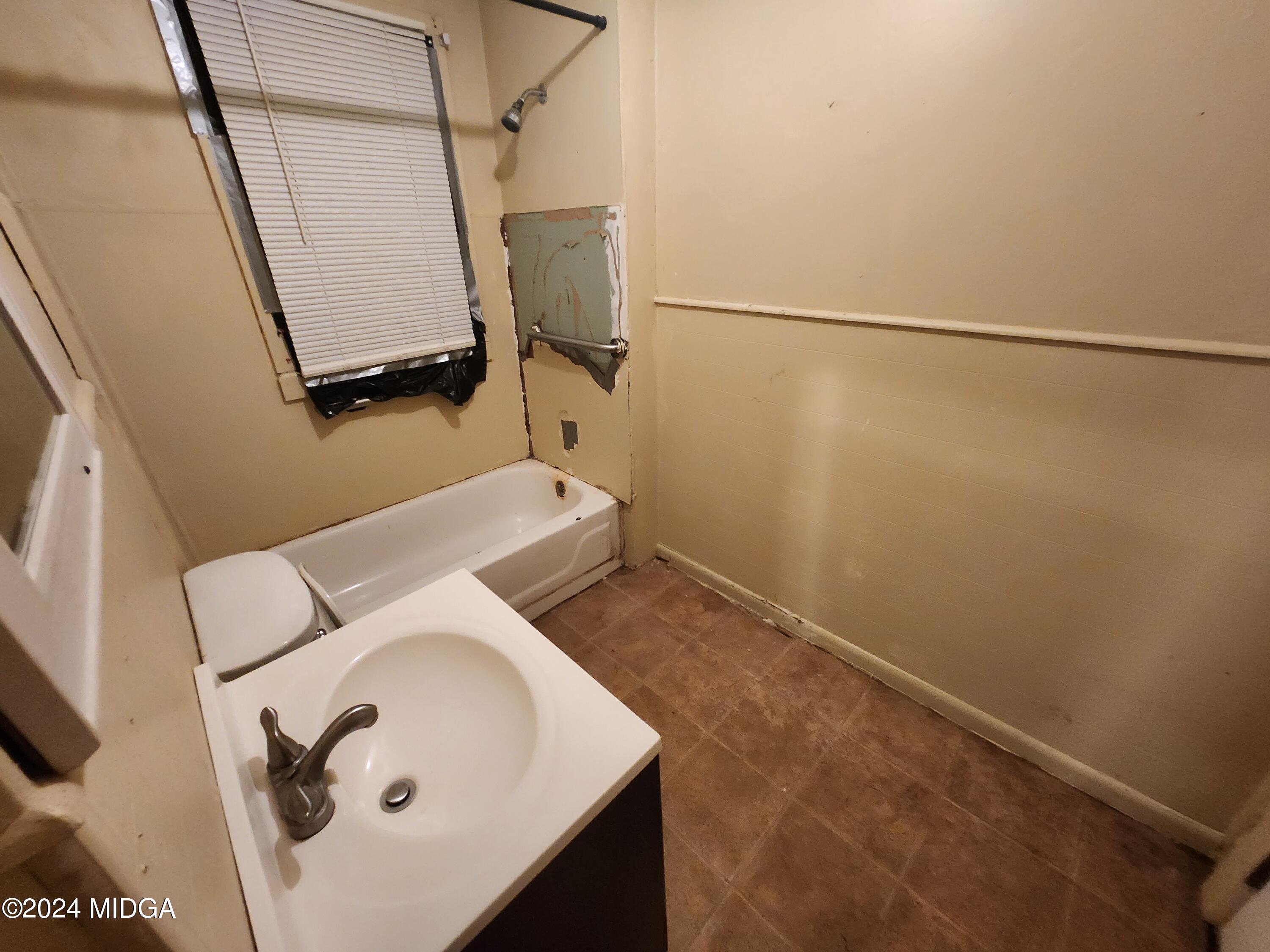 4370 Jeffersonville Road Macon, GA 31217 - Photo 8 of 16 20240802_110707