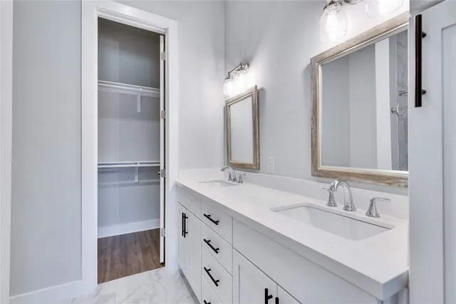 $1,700 | 4507 East Martin Luther King Jr Boulevard, Unit 132, Austin, TX 78721