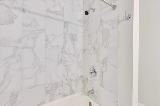 $1,700 | 4507 East Martin Luther King Jr Boulevard, Unit 132, Austin, TX 78721