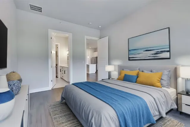 $1,700 | 4507 East Martin Luther King Jr Boulevard, Unit 132, Austin, TX 78721