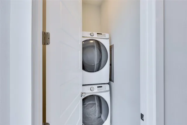 $1,700 | 4507 East Martin Luther King Jr Boulevard, Unit 132, Austin, TX 78721