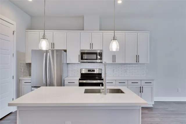 $1,700 | 4507 East Martin Luther King Jr Boulevard, Unit 132, Austin, TX 78721