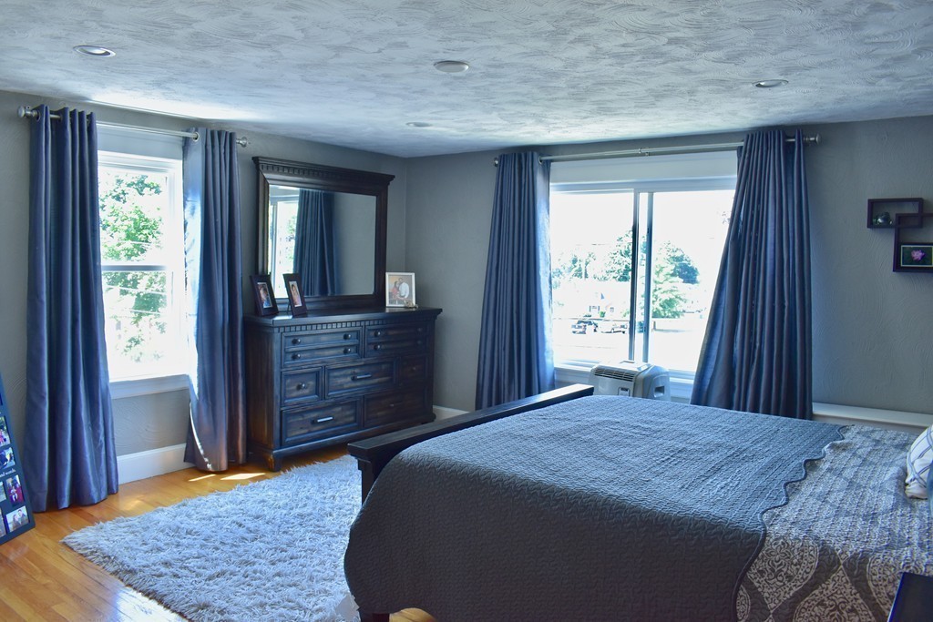 45 Herrick Road North Andover, MA 01845 - Photo 17 of 30 Gallery Image 17
