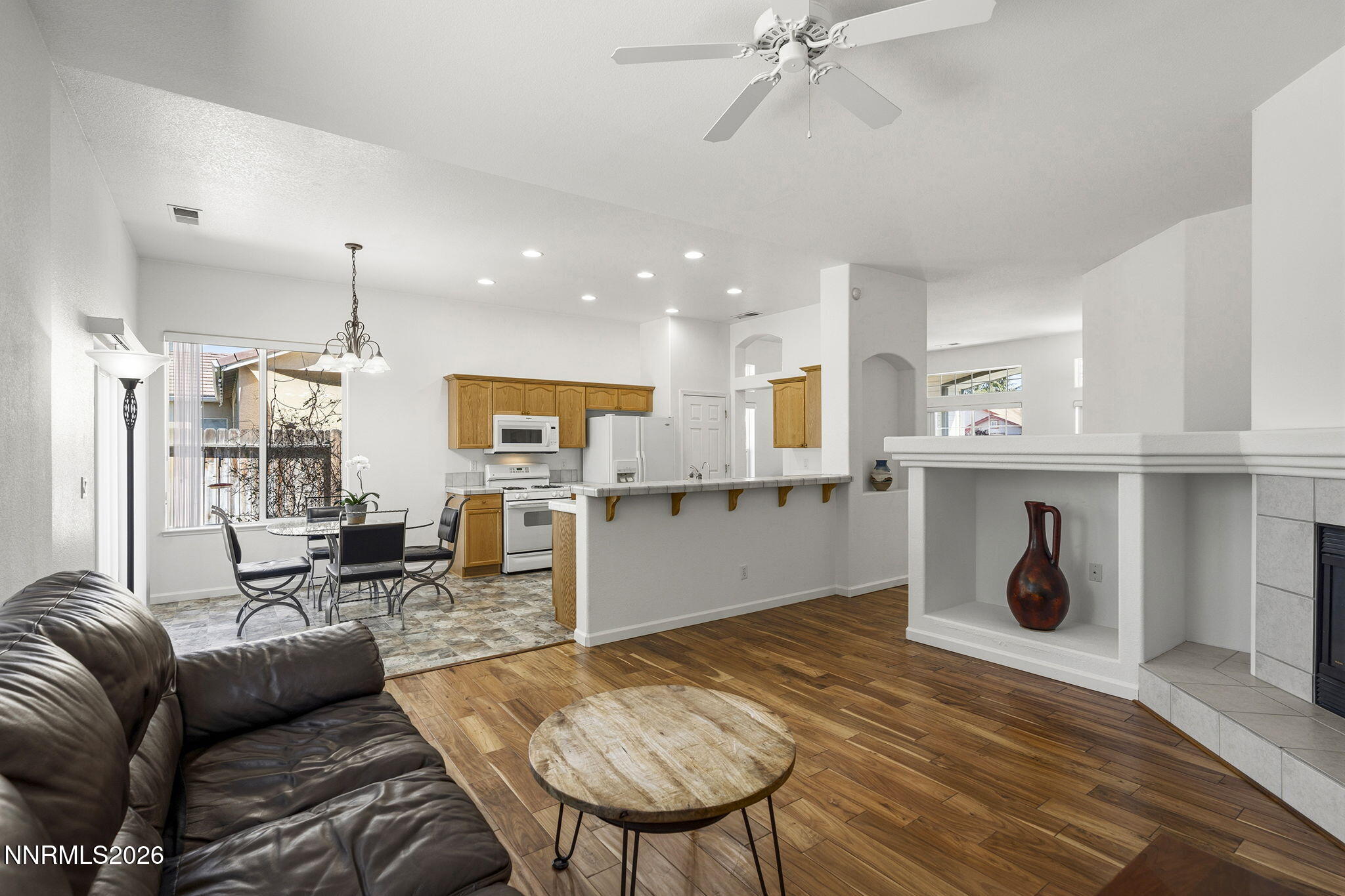 1054 Rimfield Drive Fernley, NV 89408 - Photo 10 of 30 9-web-or-mls-_DSC3756