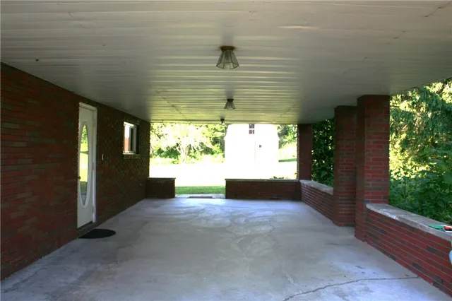 a view of a room with an empty space