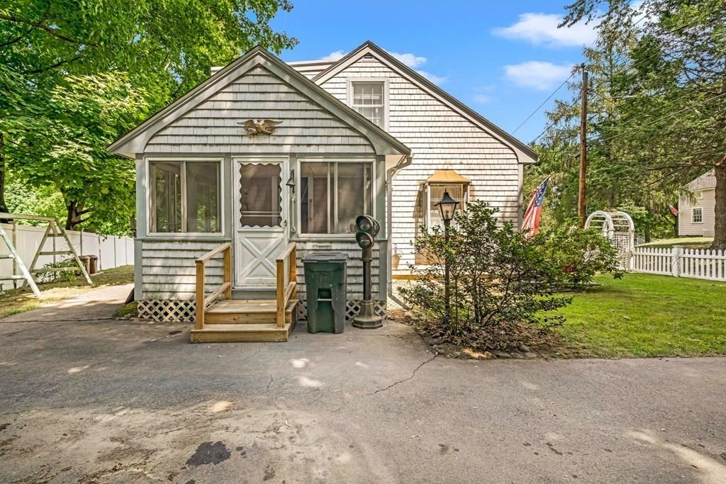 14 Pentucket Avenue Georgetown, MA 01833 - Photo 5 of 37 Gallery Image 5
