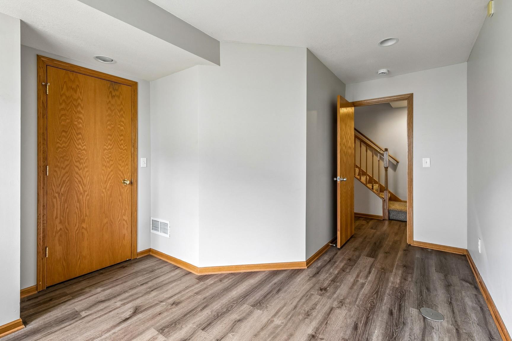 4926 Rusten Road Eagan, MN 55122 - Photo 43 of 50