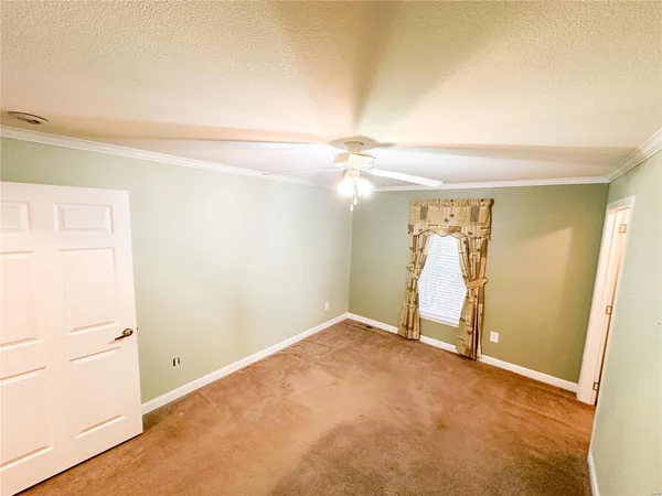 $199,900 | 675 County Road 2590, Edgar Springs, MO 65462