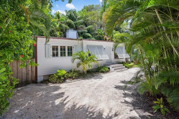 $9,000 | 918 Northeast 5th Street, Delray Beach, FL 33483