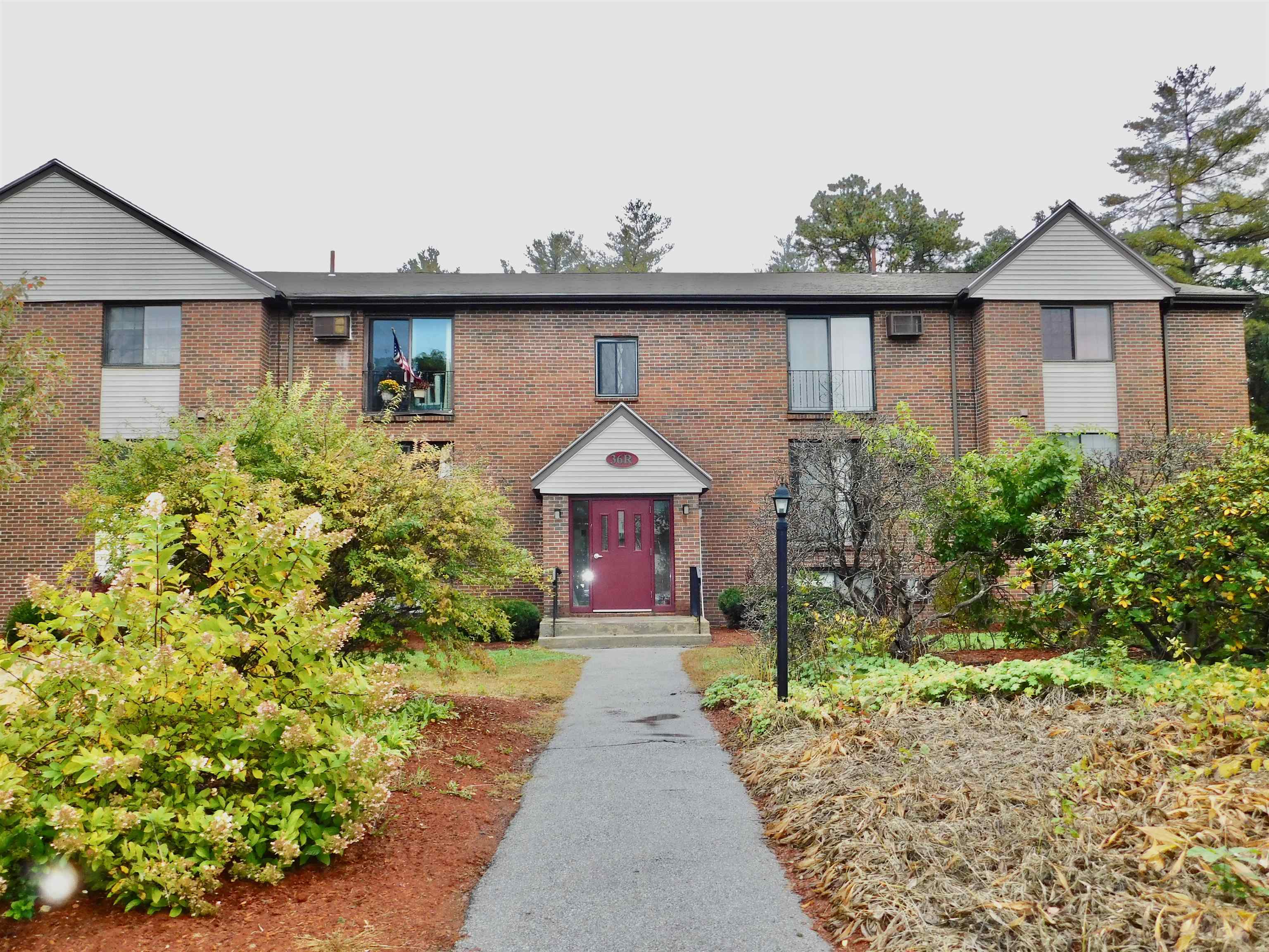 34 English Village Road, Unit 303 Manchester, NH 03102 - Photo 1 of 17 Gallery Image 1