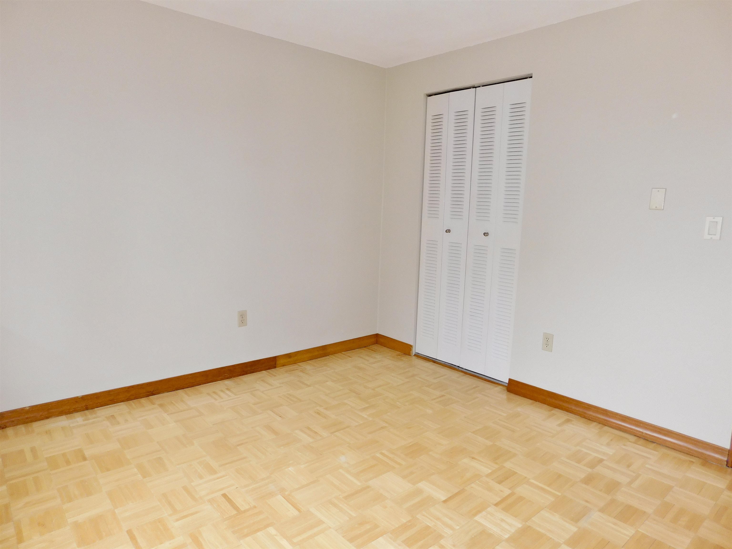 34 English Village Road, Unit 303 Manchester, NH 03102 - Photo 14 of 17 Gallery Image 14