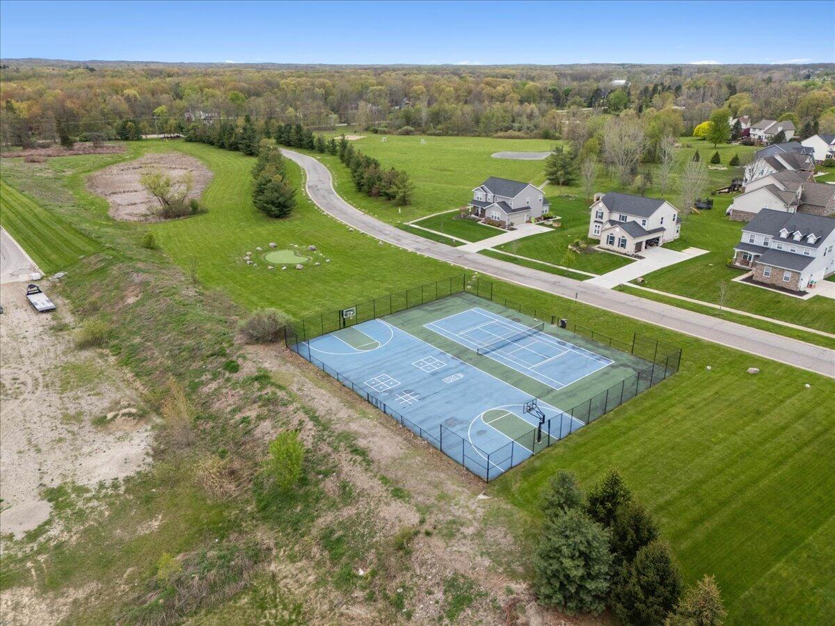 9783 Viewcrest Court Howell, MI 48843 - Photo 45 of 51 03-9793 Viewcrest Drone-1