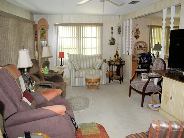 $105,000 | 129 Royal Palm Circle, Largo, FL 33778
