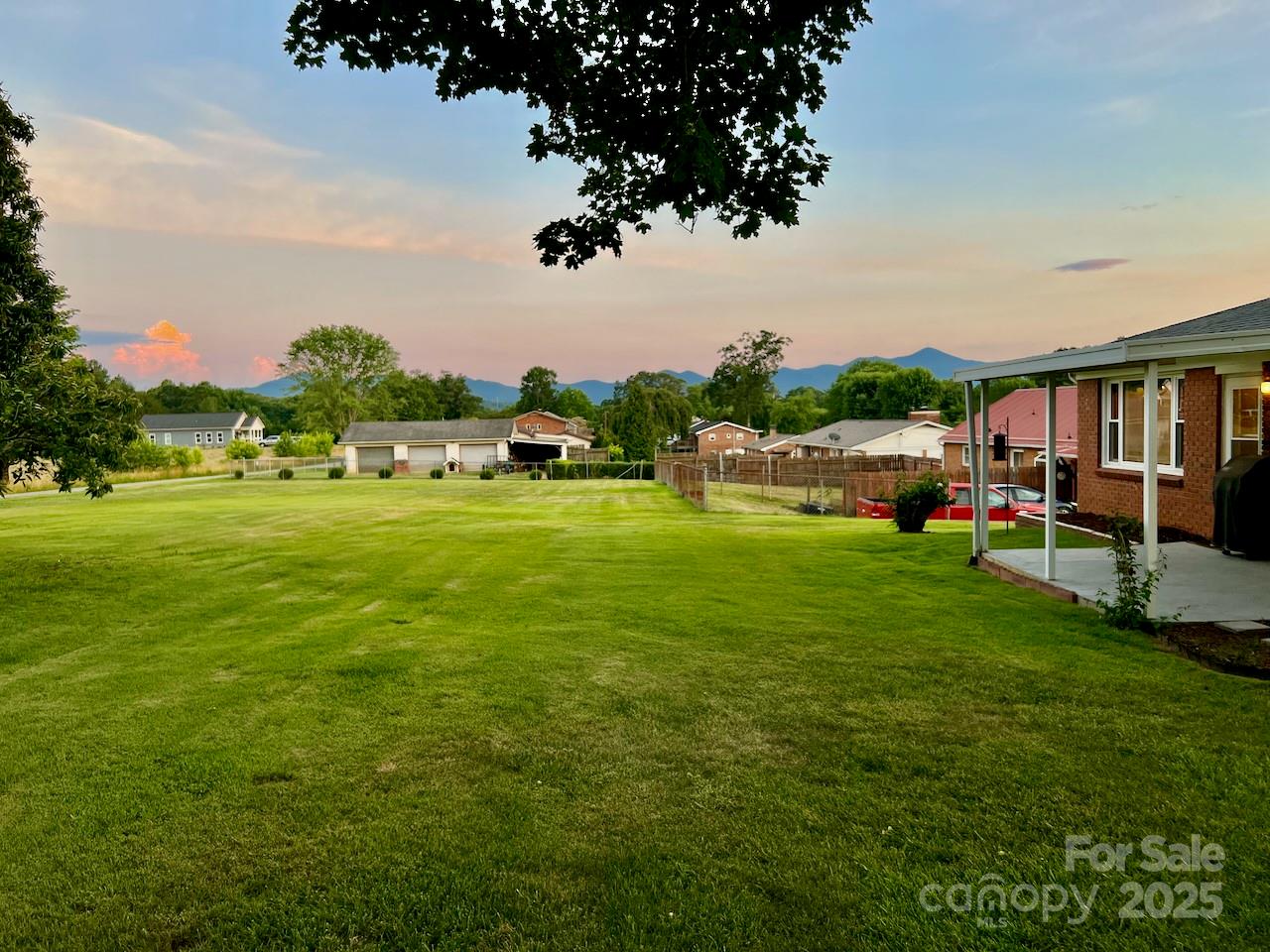 795 Monte Vista Road Candler, NC 28715 - Photo 3 of 31 Gallery Image 3