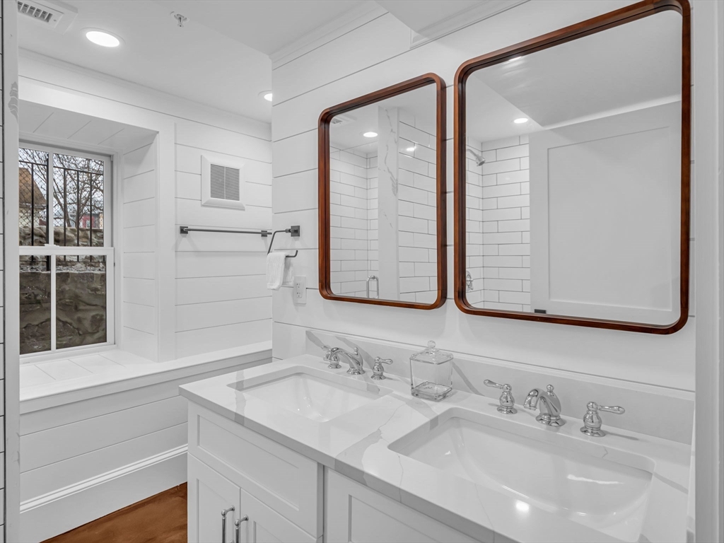 30 Copeland Street, Unit 1 Boston, MA 02119 - Photo 17 of 39