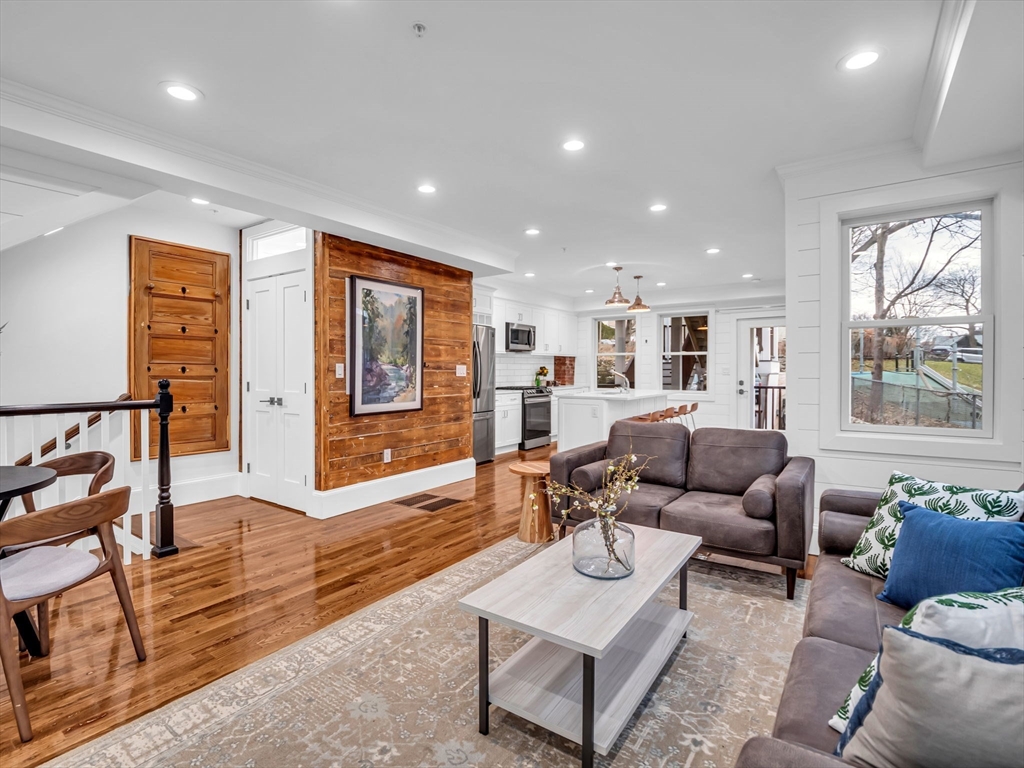 30 Copeland Street, Unit 1 Boston, MA 02119 - Photo 4 of 39