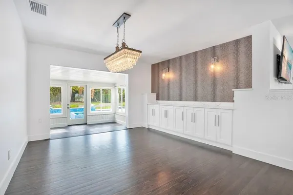 $7,000 | 812 East Boulevard, Windermere, FL 34786