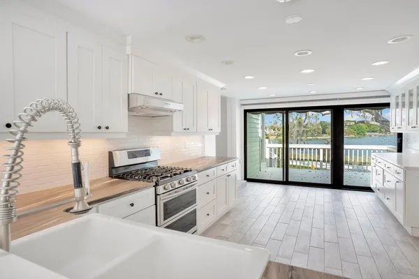 $7,000 | 812 East Boulevard, Windermere, FL 34786