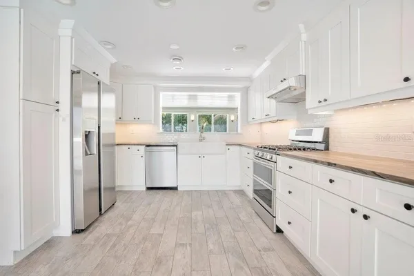 $7,000 | 812 East Boulevard, Windermere, FL 34786