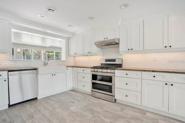 $7,000 | 812 East Boulevard, Windermere, FL 34786