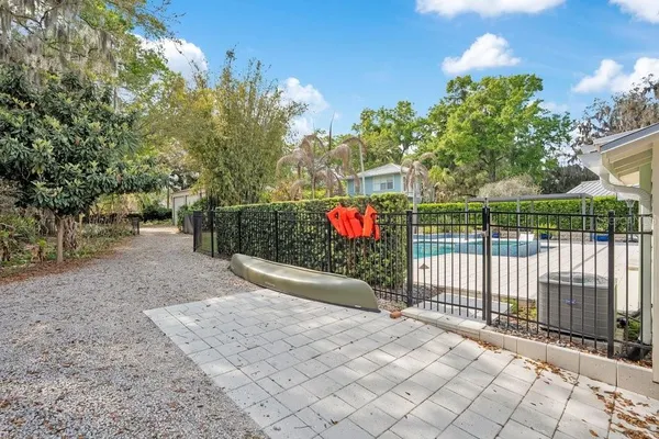 $7,000 | 812 East Boulevard, Windermere, FL 34786