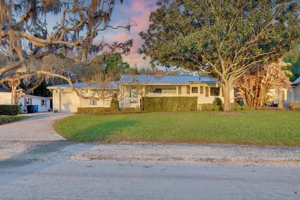 $7,000 | 812 East Boulevard, Windermere, FL 34786