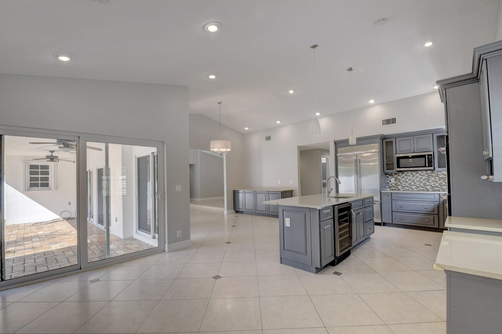 2901 Northwest 25th Terrace Boca Raton, FL 33434 - Photo 21 of 77 27_dsc_6898_899_900_901_902