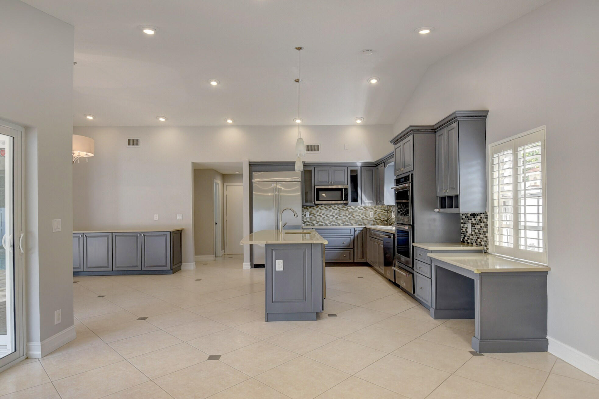 2901 Northwest 25th Terrace Boca Raton, FL 33434 - Photo 26 of 77 36_dsc_6973_4_5_6_7