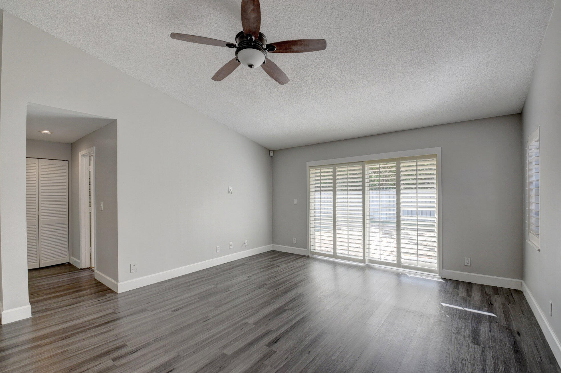 2901 Northwest 25th Terrace Boca Raton, FL 33434 - Photo 46 of 77 55_dsc_7178_79_80_81_82