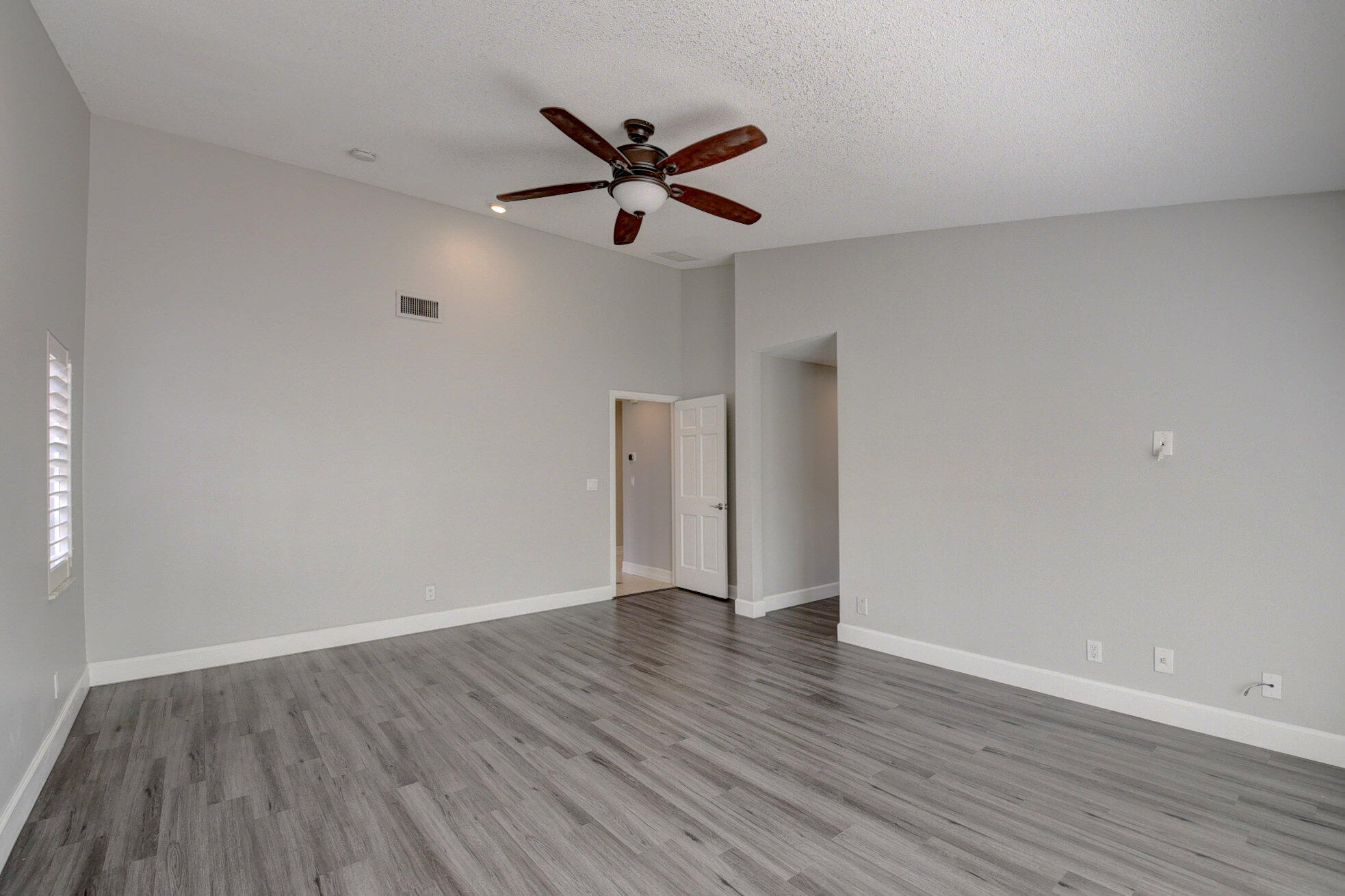 2901 Northwest 25th Terrace Boca Raton, FL 33434 - Photo 48 of 77 56_dsc_7193_4_5_6_7