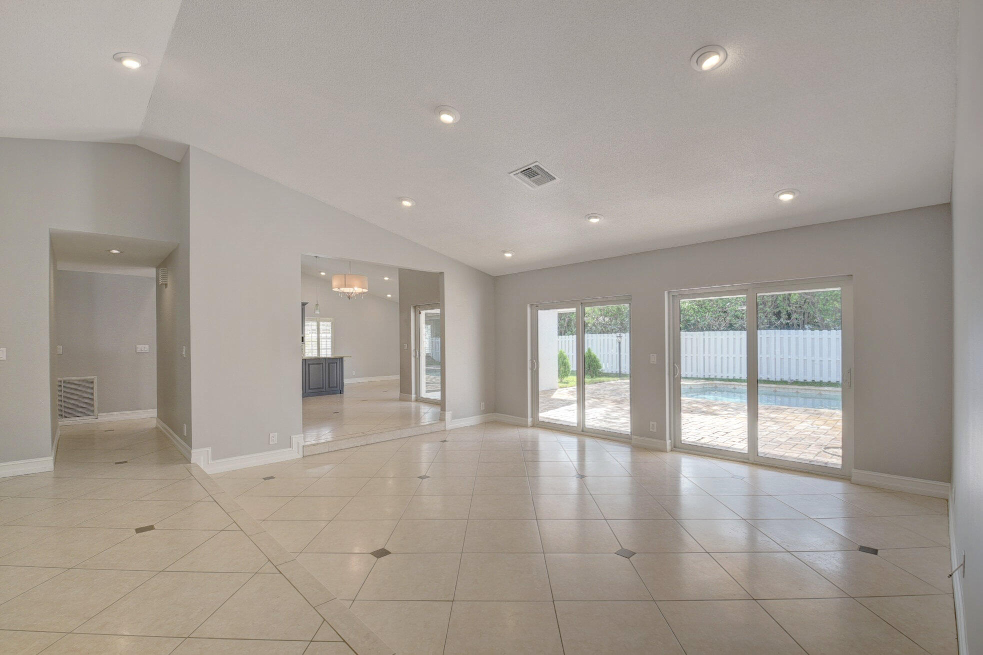 2901 Northwest 25th Terrace Boca Raton, FL 33434 - Photo 7 of 77 09_dsc_6738_39_40_41_42