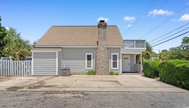 $1,650 | 605 A 17th Avenue South, North Myrtle Beach, SC 29582