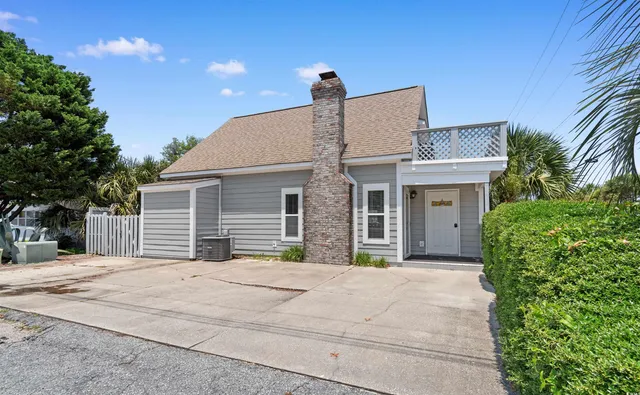 $1,650 | 605 A 17th Avenue South, North Myrtle Beach, SC 29582