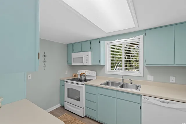 $1,650 | 605 A 17th Avenue South, North Myrtle Beach, SC 29582